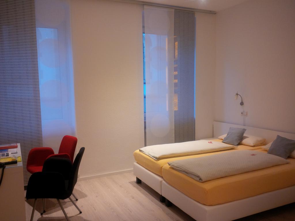 Hotel Barbarossa Karlsruhe Stadtmitte Habitación foto